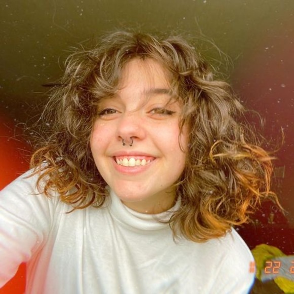 Meet your Posher, Corynne - Picture 1 of 1